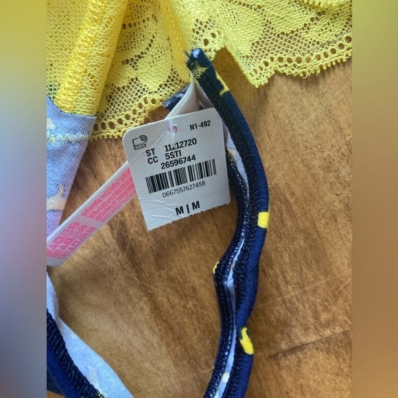 Victoria’s Secret Pink Yellow Lace Dog Print Thong Medium - Picture 4 of 5